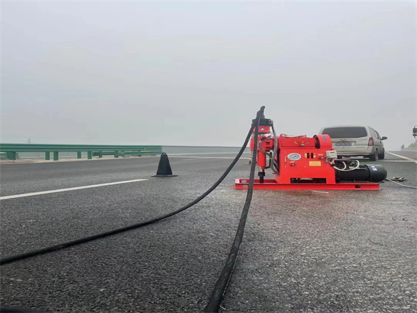 郑场镇马路路基路面开裂下沉注浆加固灌浆